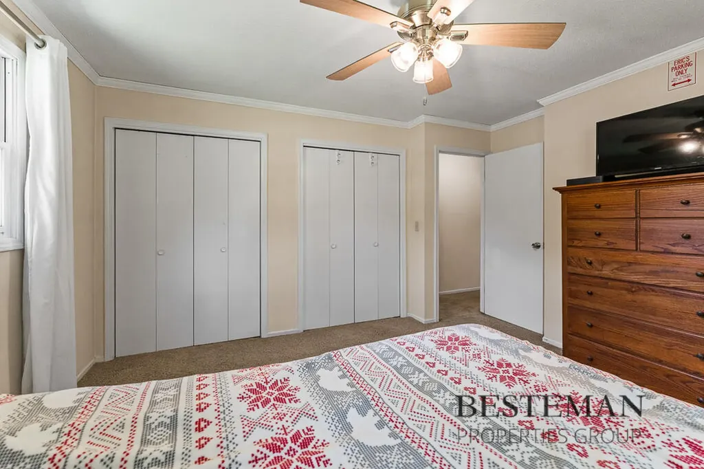 944 W Fennwood Circle Laketon Township MI 49445