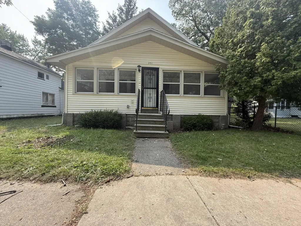351 Erickson Street Muskegon City MI 49442