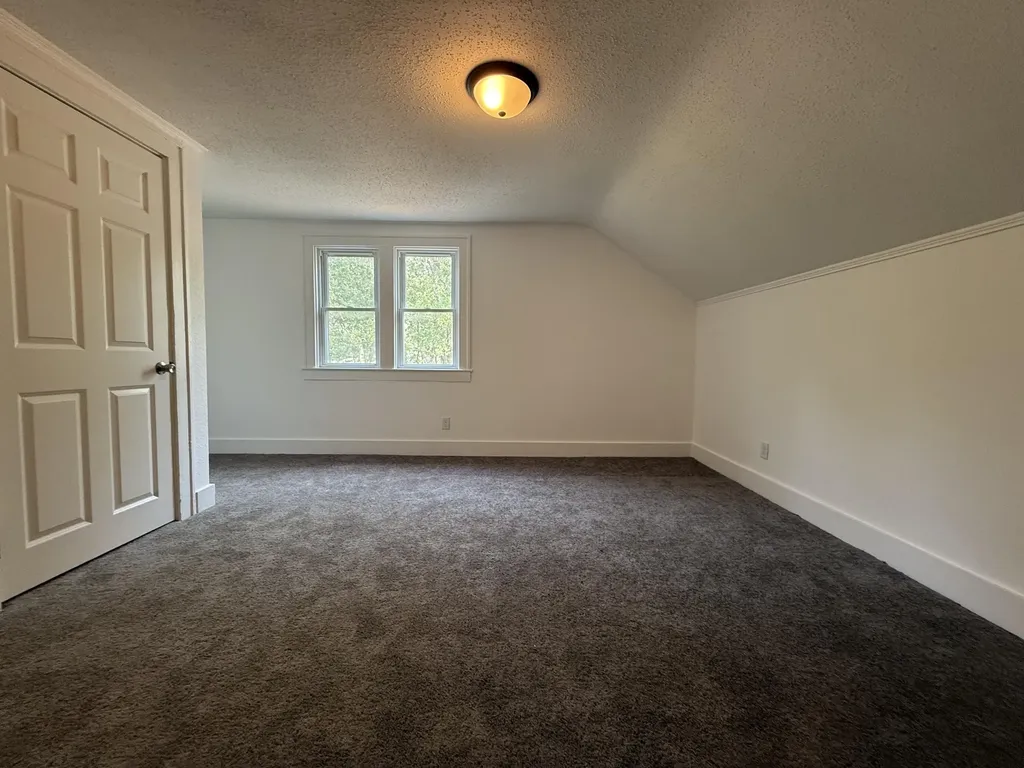 351 Erickson Street Muskegon City MI 49442