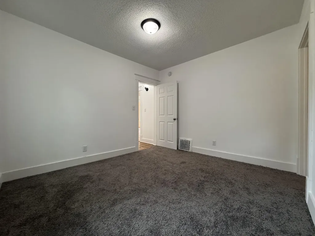 351 Erickson Street Muskegon City MI 49442