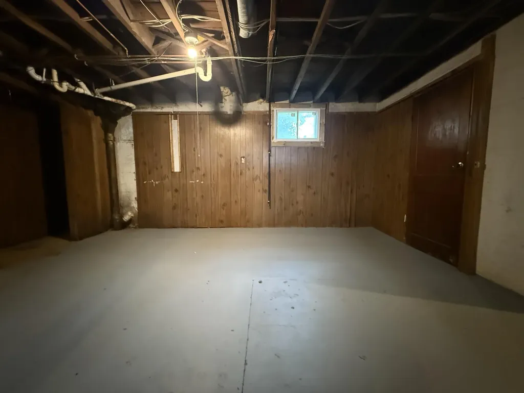 351 Erickson Street Muskegon City MI 49442