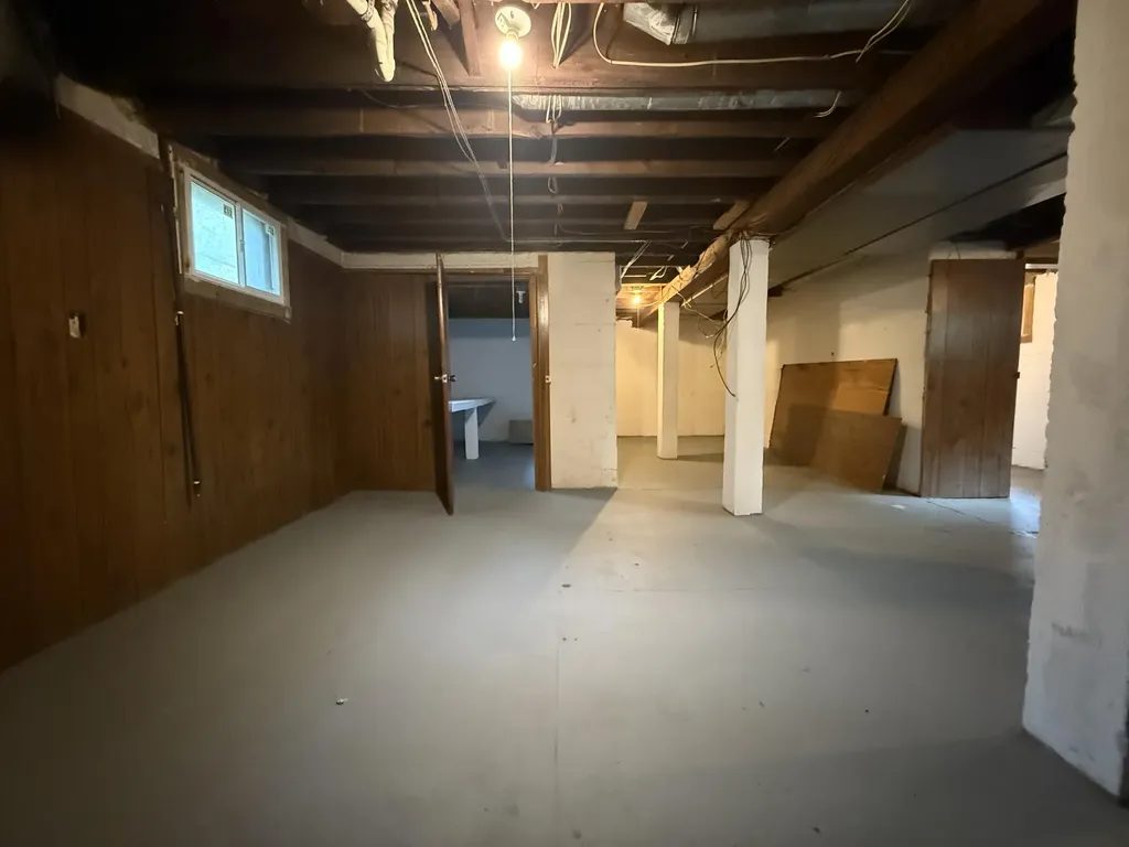 351 Erickson Street Muskegon City MI 49442