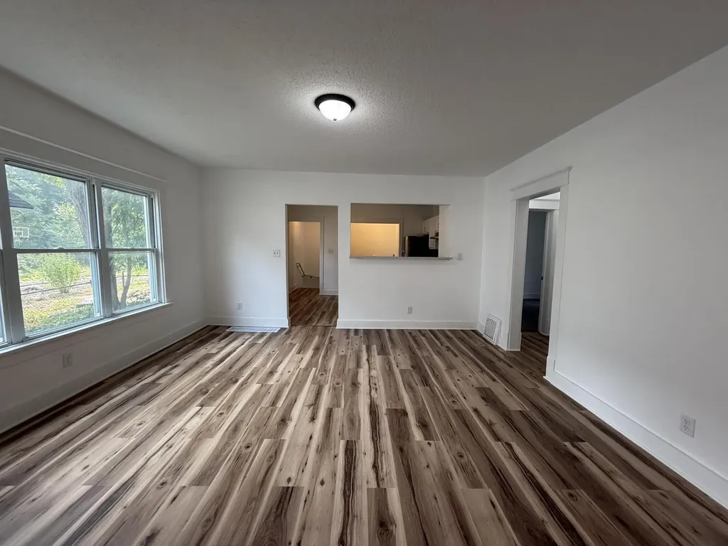 351 Erickson Street Muskegon City MI 49442