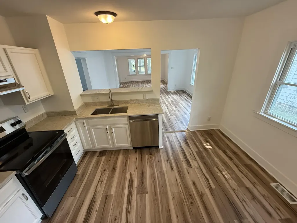 351 Erickson Street Muskegon City MI 49442
