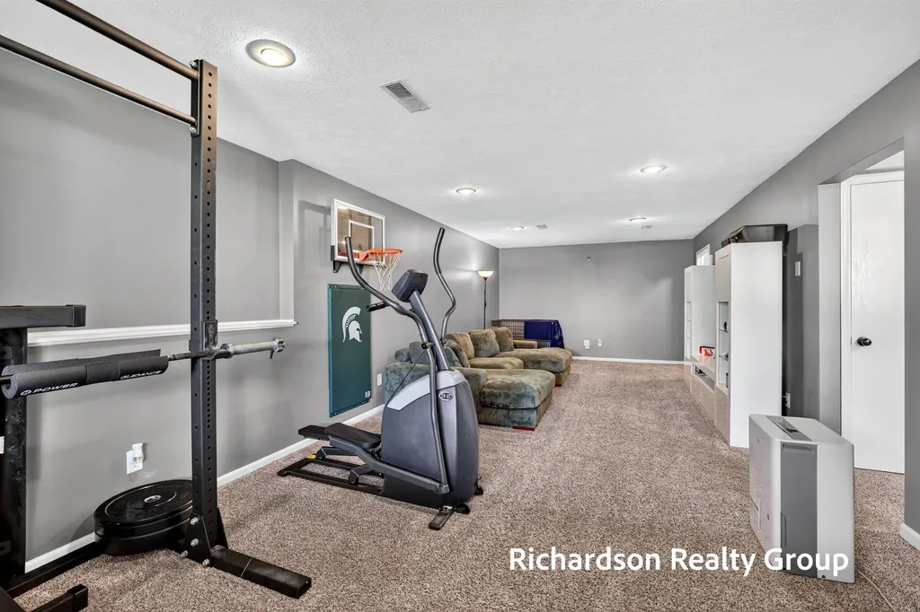 3138 Winter Ridge Drive Holland Charter Township MI 49424