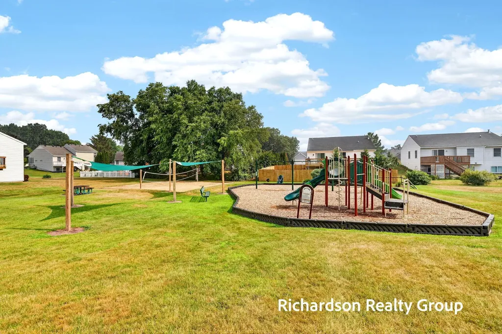 3138 Winter Ridge Drive Holland Charter Township MI 49424