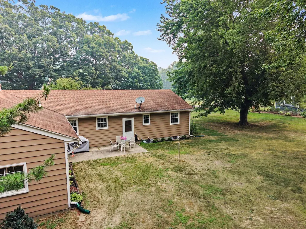219 E Jackson Street Allegan City MI 49010
