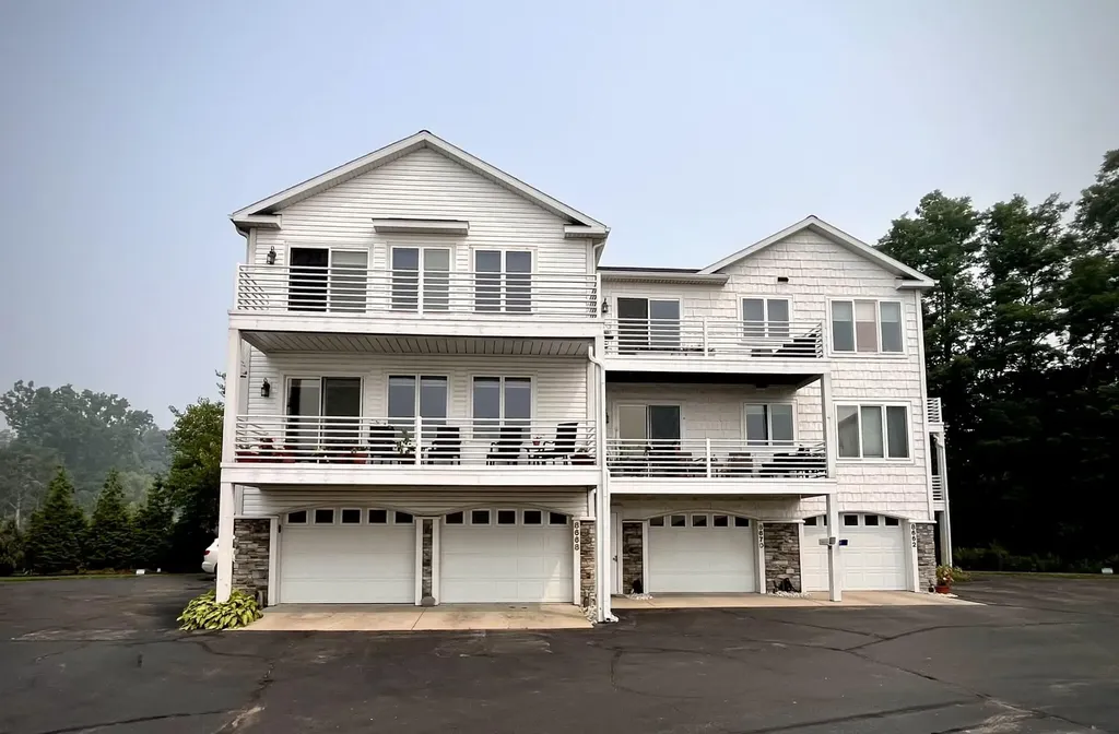 8672 Ellenwood Estates Drive Montague City MI 49437