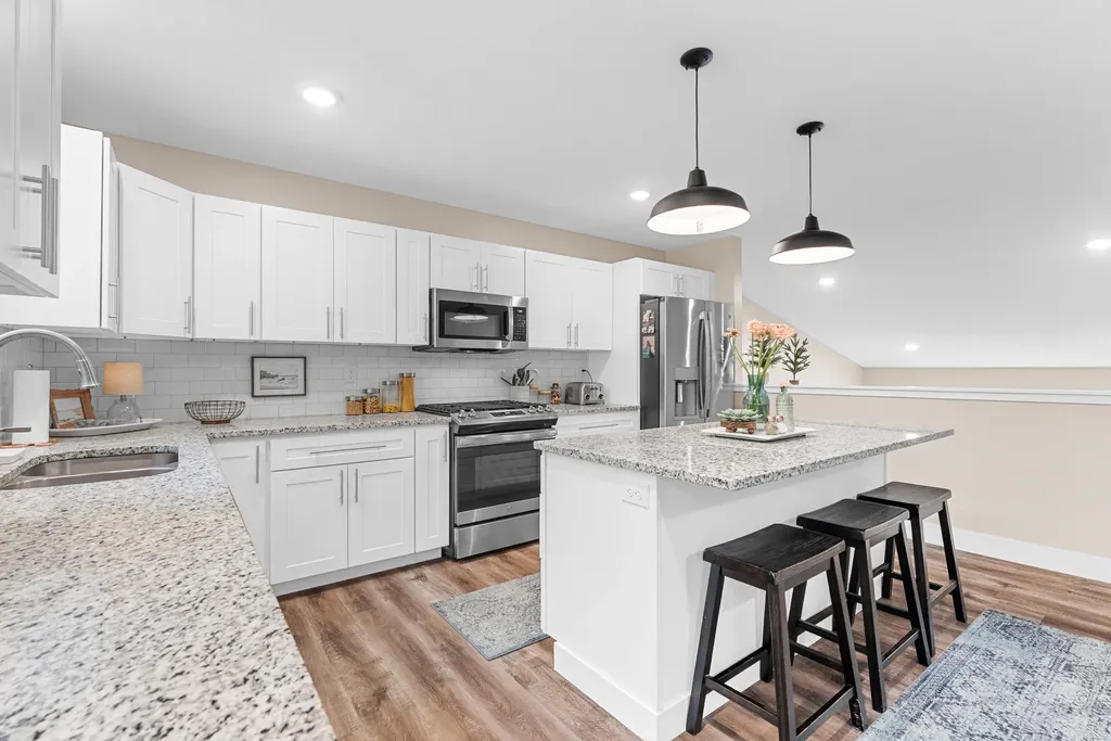 2182 N Getty Street Muskegon Charter Township MI 49445