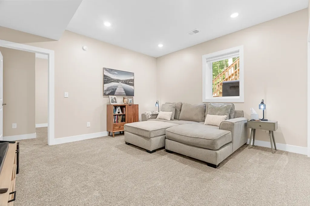 2182 N Getty Street Muskegon Charter Township MI 49445