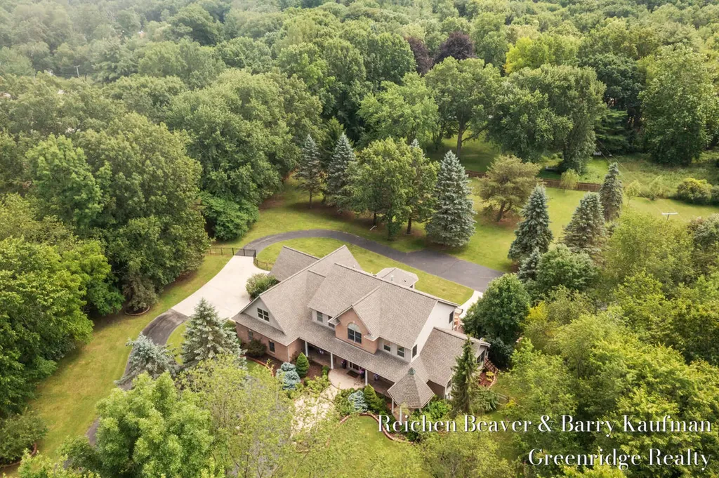 3745 Beeman Road Unknown City MI 48895
