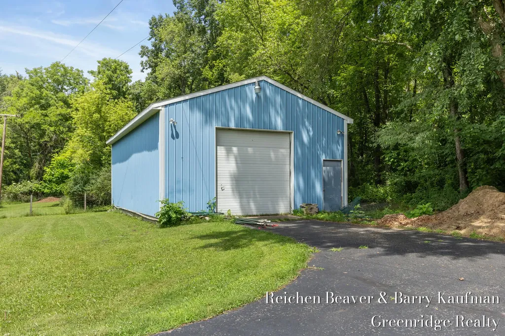 3745 Beeman Road Unknown City MI 48895