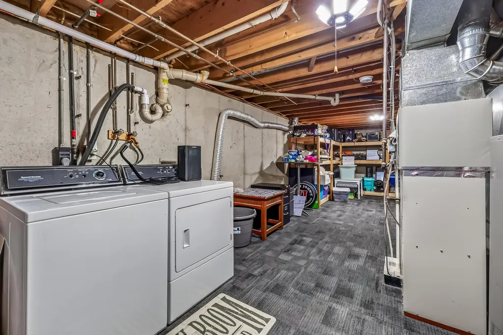 338 N Jefferson Street Holland Charter Township MI 49464