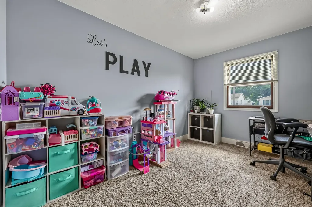 338 N Jefferson Street Holland Charter Township MI 49464