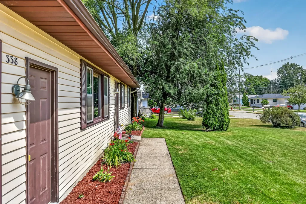 338 N Jefferson Street Holland Charter Township MI 49464