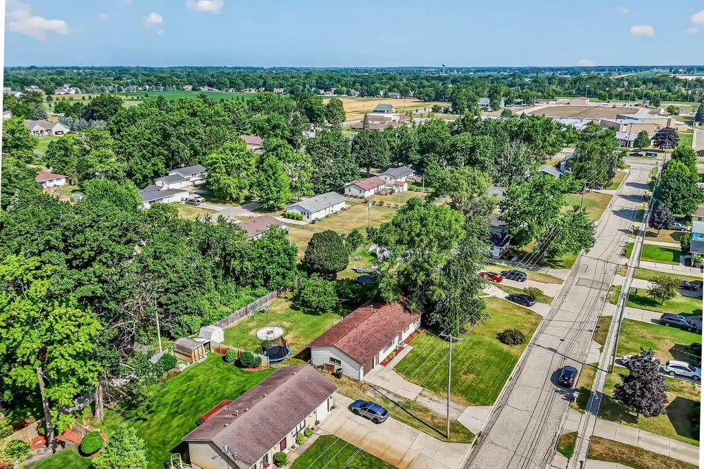338 N Jefferson Street Holland Charter Township MI 49464