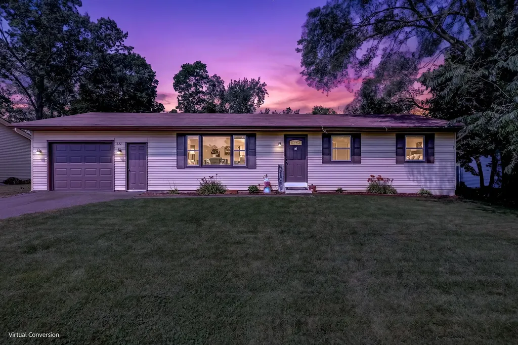 338 N Jefferson Street Holland Charter Township MI 49464