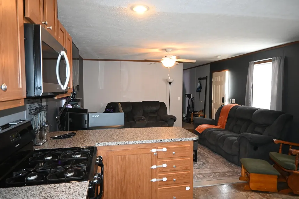 1463 Kenora Street Norton Shores City MI 49444