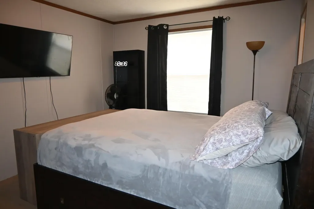 1463 Kenora Street Norton Shores City MI 49444