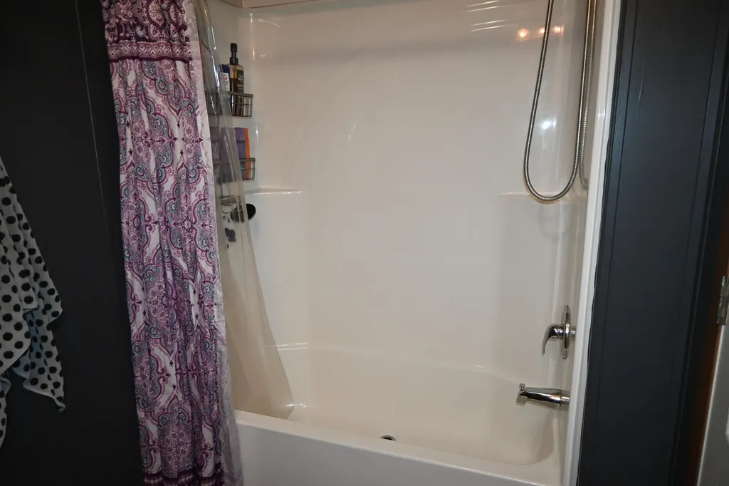 1463 Kenora Street Norton Shores City MI 49444