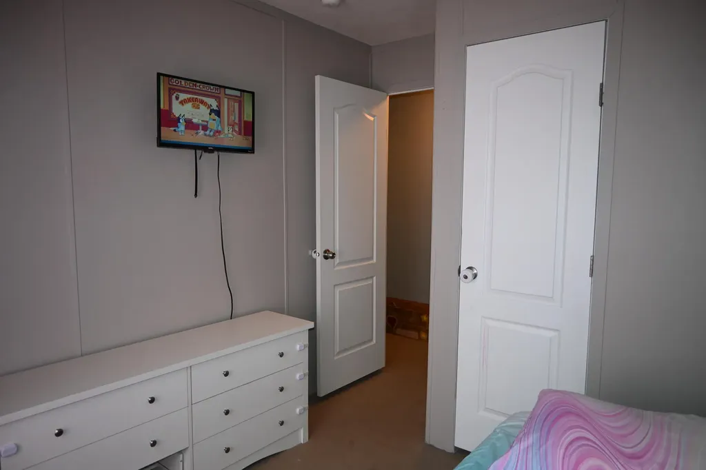 1463 Kenora Street Norton Shores City MI 49444