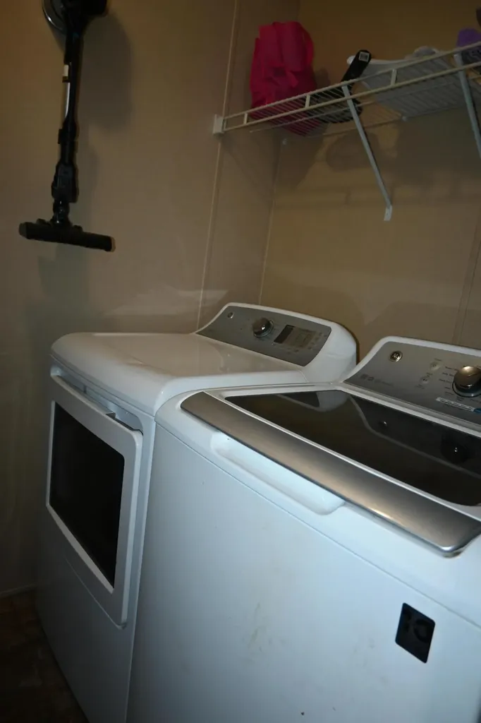 1463 Kenora Street Norton Shores City MI 49444