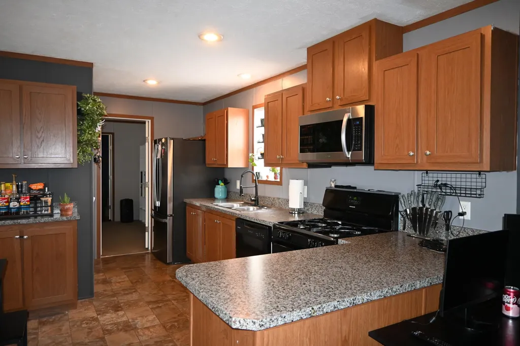 1463 Kenora Street Norton Shores City MI 49444