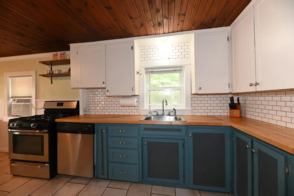 14449 State Road Spring Lake Township MI 49456