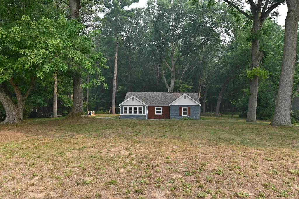 14449 State Road Spring Lake Township MI 49456