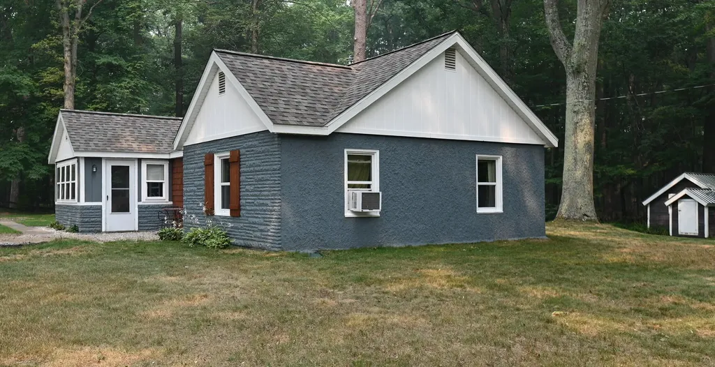 14449 State Road Spring Lake Township MI 49456