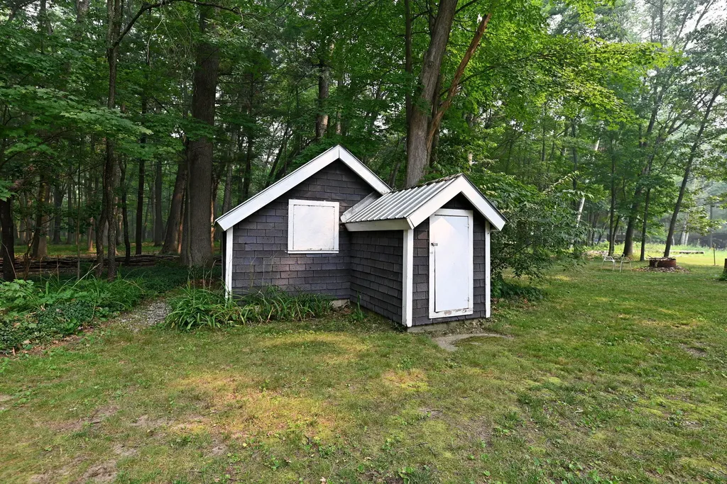 14449 State Road Spring Lake Township MI 49456