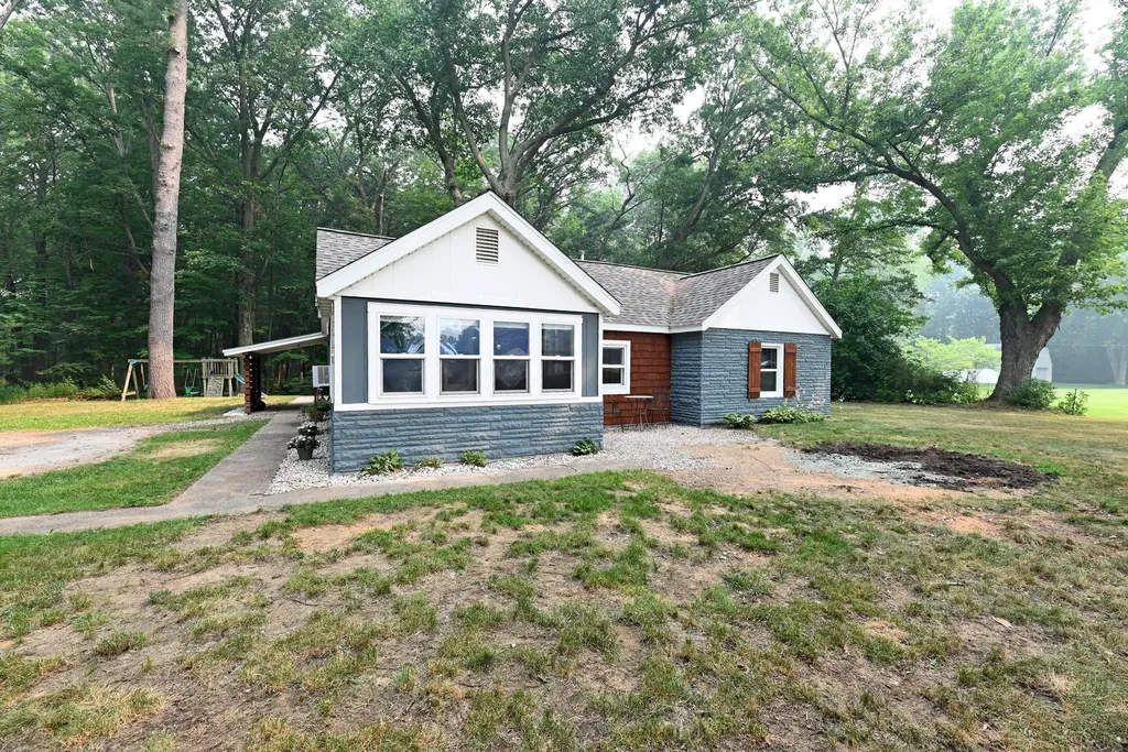 14449 State Road Spring Lake Township MI 49456