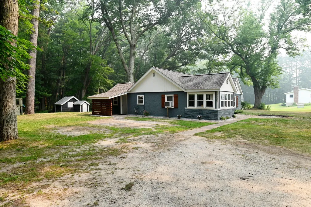 14449 State Road Spring Lake Township MI 49456