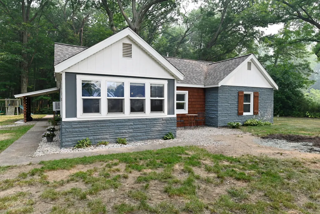 14449 State Road Spring Lake Township MI 49456