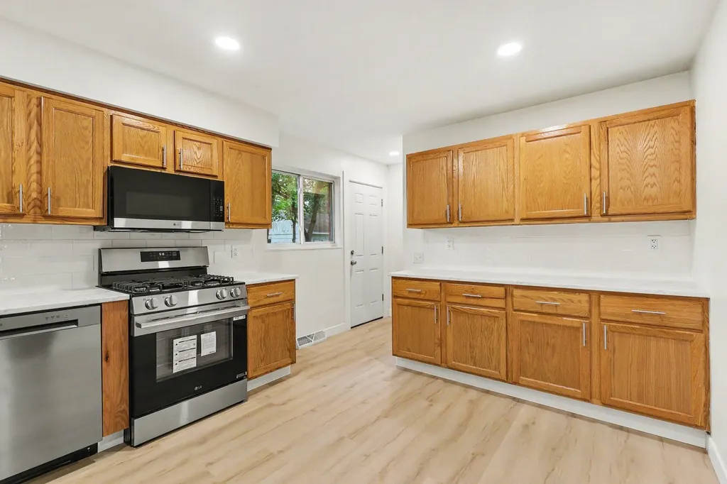 1436 Wesley Avenue Muskegon City MI 49442