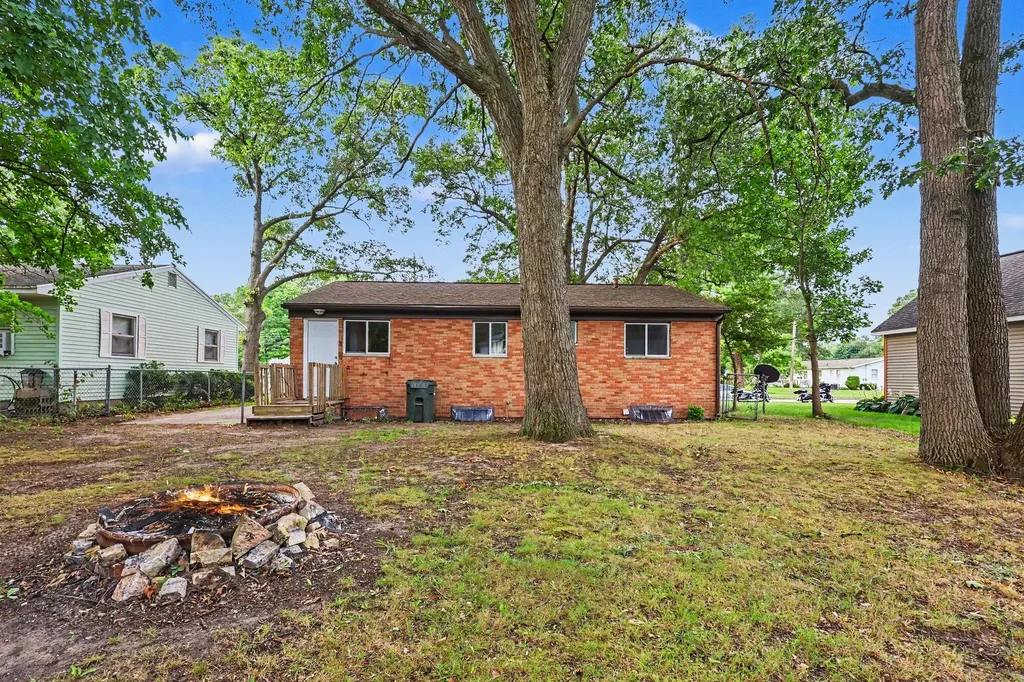 1436 Wesley Avenue Muskegon City MI 49442