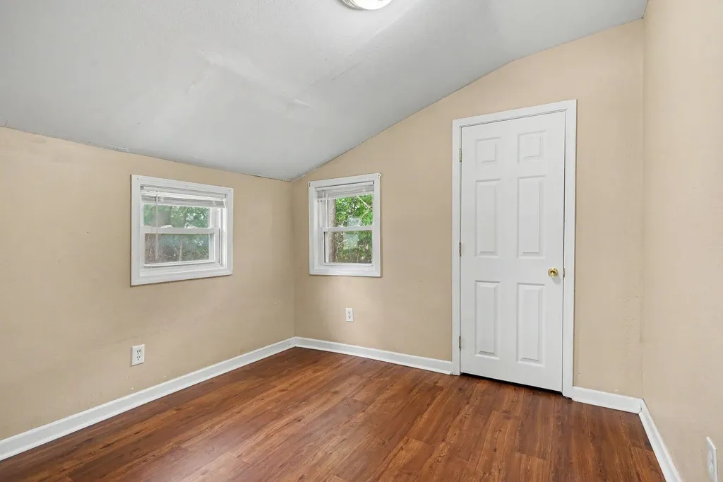 2409 Crozier Avenue Muskegon City MI 49441