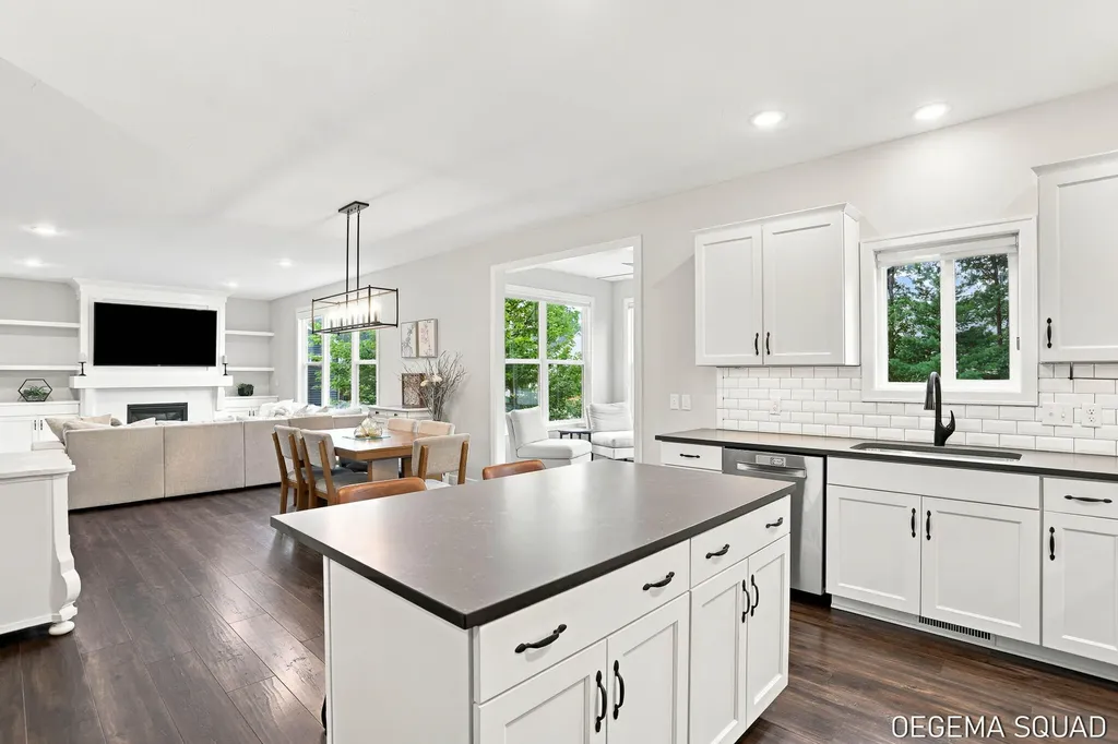14834 Sagebrush Drive Park Township MI 49424