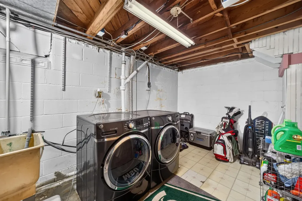 1357 Montague Avenue Muskegon City MI 49441