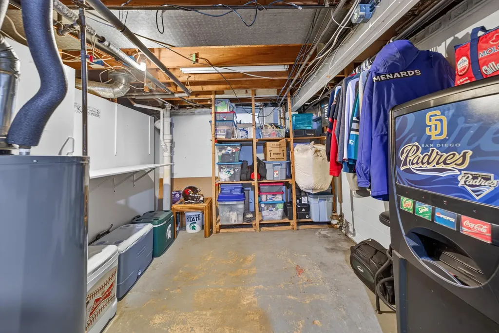 1357 Montague Avenue Muskegon City MI 49441