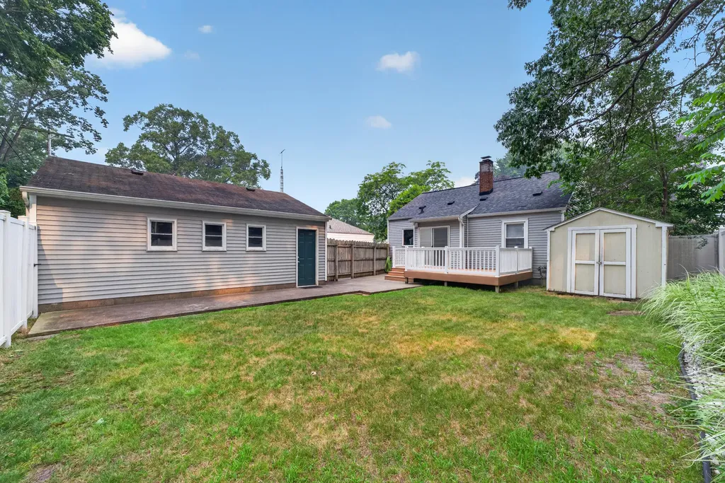 1357 Montague Avenue Muskegon City MI 49441