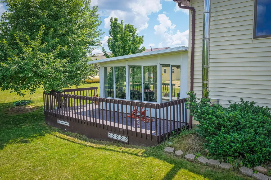 8565 S Cornwell Avenue Clare City MI 48617