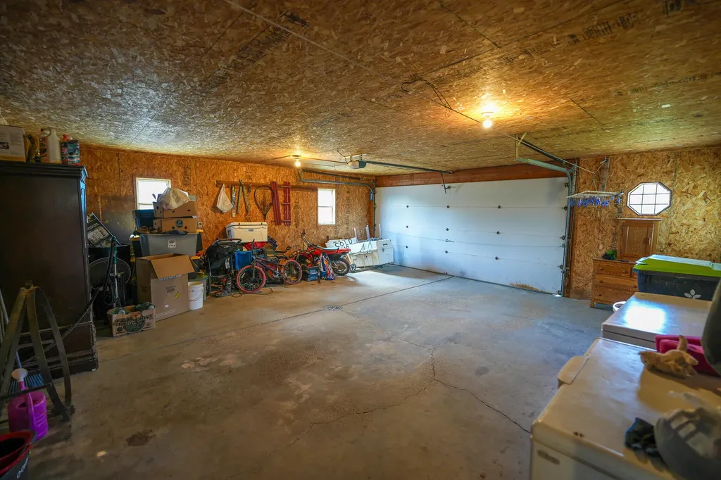 8565 S Cornwell Avenue Clare City MI 48617