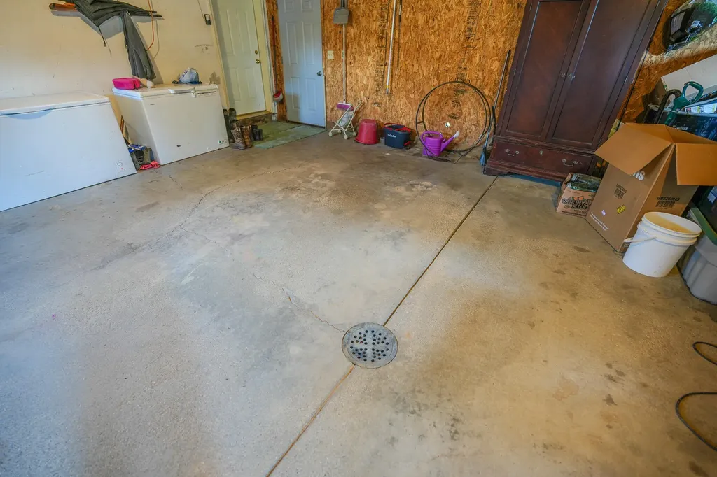 8565 S Cornwell Avenue Clare City MI 48617