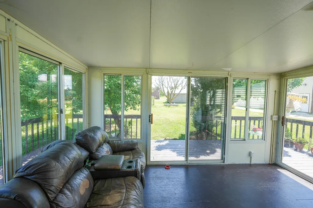 8565 S Cornwell Avenue Clare City MI 48617