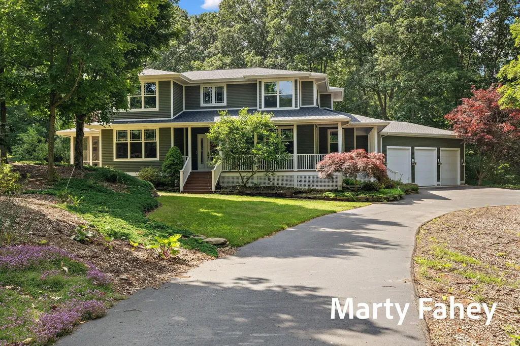 17150 Majestic Ridge Court Grand Haven Charter Township MI 49460