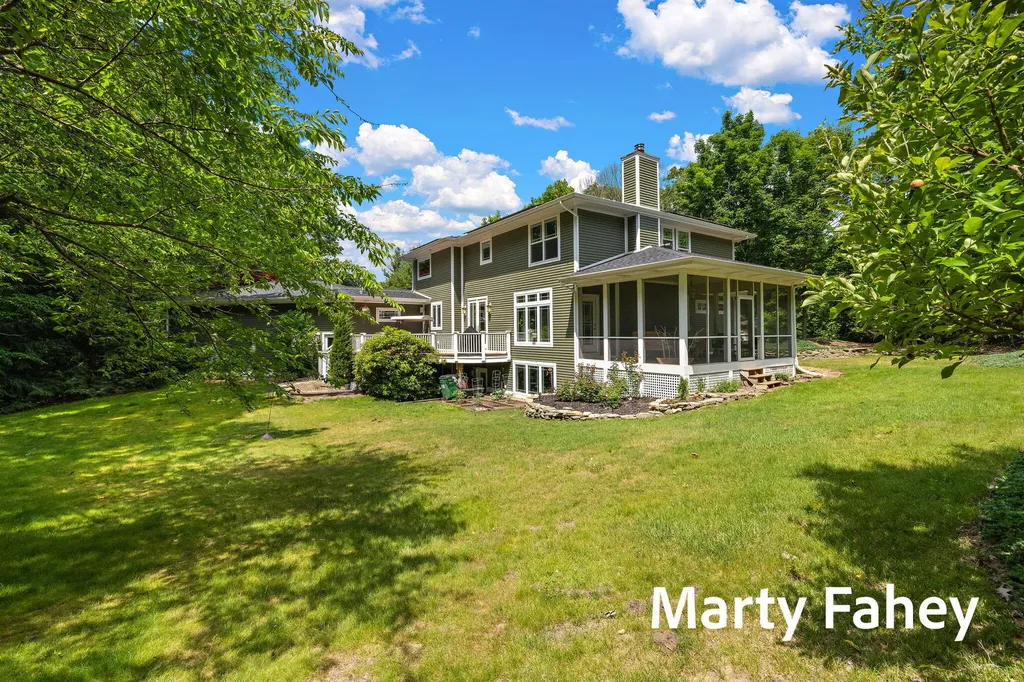 17150 Majestic Ridge Court Grand Haven Charter Township MI 49460