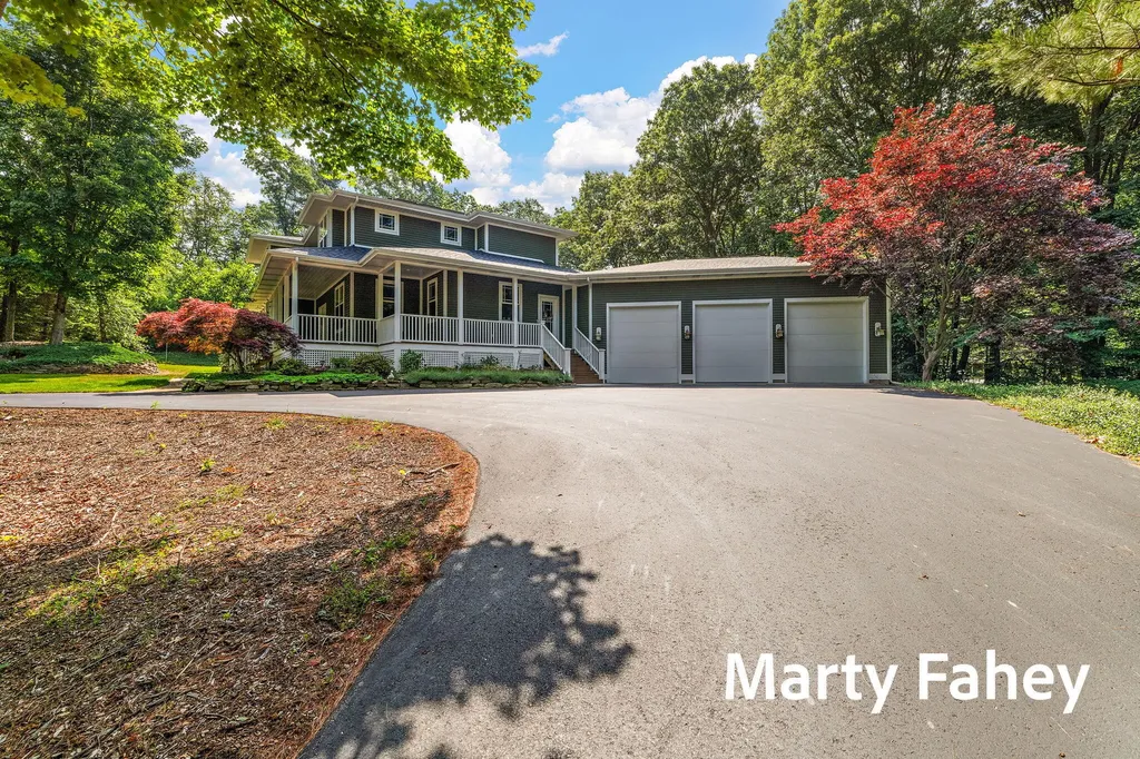 17150 Majestic Ridge Court Grand Haven Charter Township MI 49460