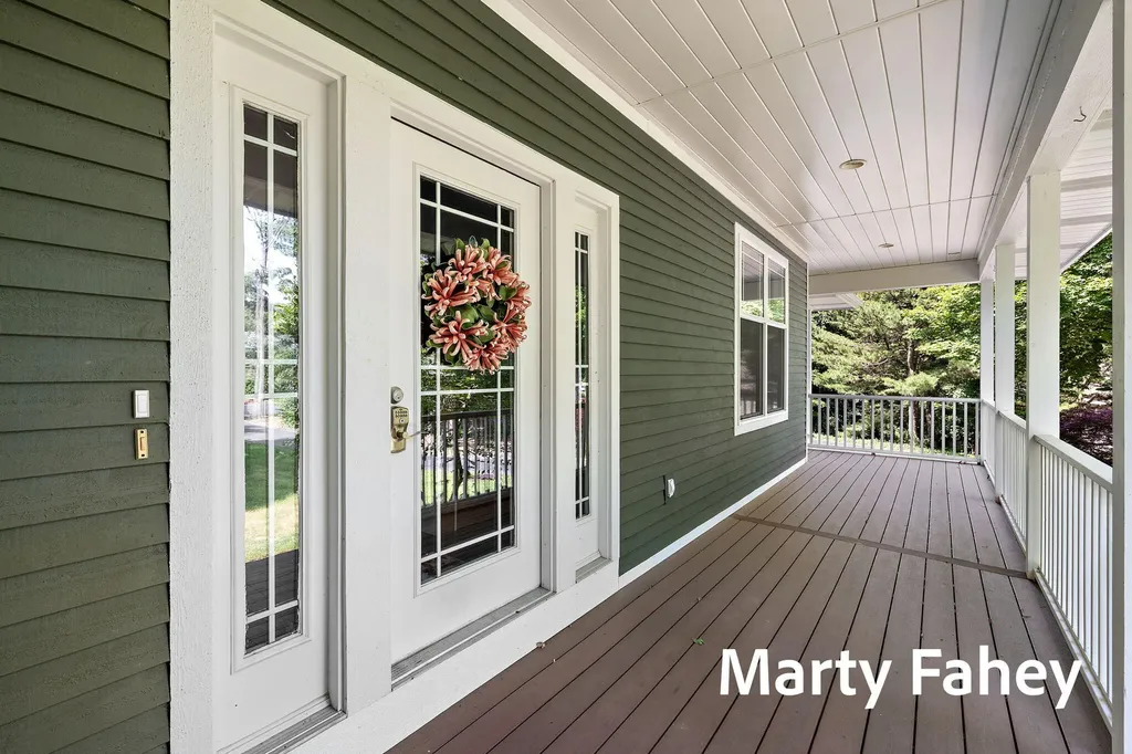 17150 Majestic Ridge Court Grand Haven Charter Township MI 49460
