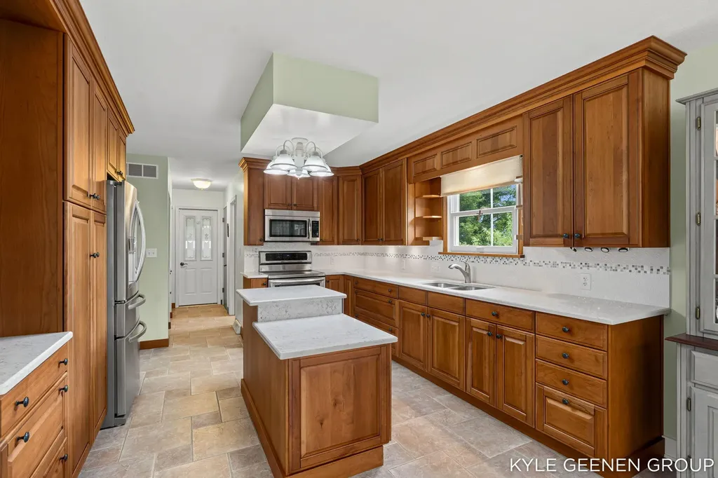 6392 Blue Jay Lane Laketown Township MI 49423